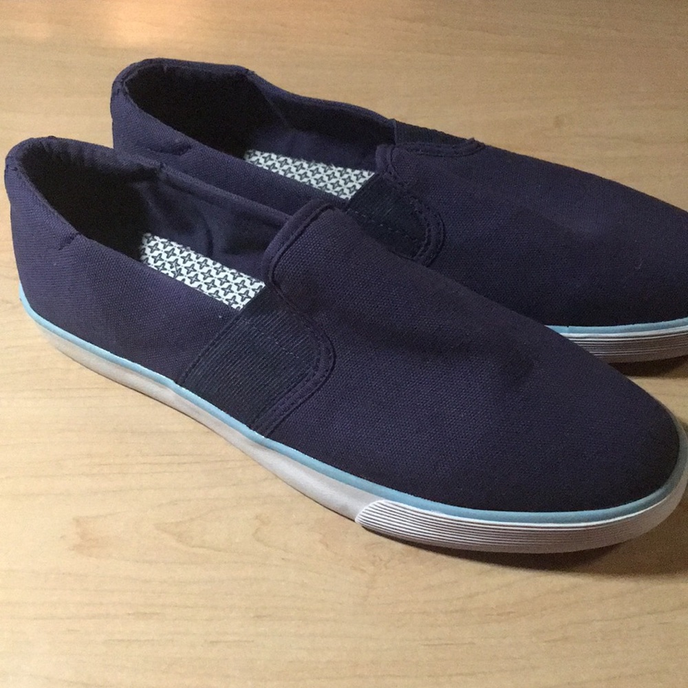Nautica Mens slip on shoe